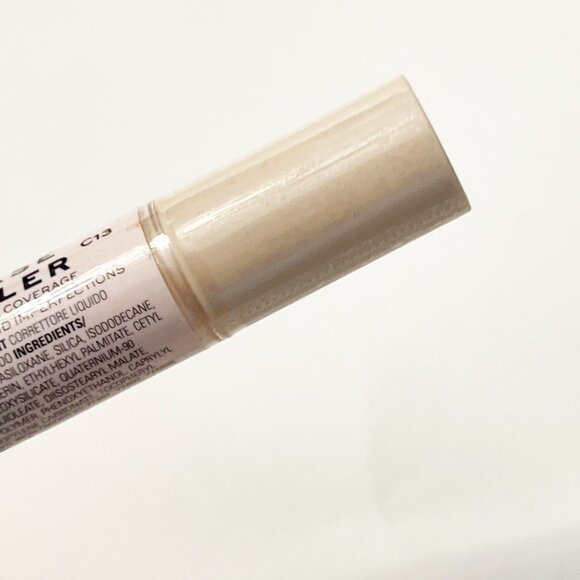 Revolution | C13 | Fast Base Concealer Lightweight Buildable - Picture 5 of 5